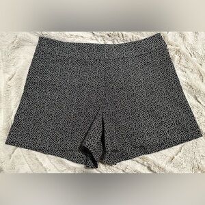 Margaret M Slimming Pant Monochrome Patterned High Waist Shorts